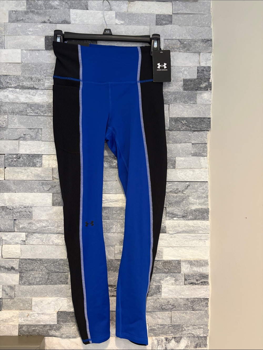 Under Armour women's leggings new with tags size xsmall